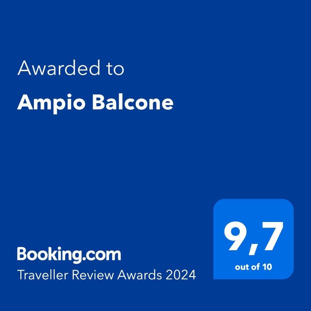 Ampio Balcone Apartment *